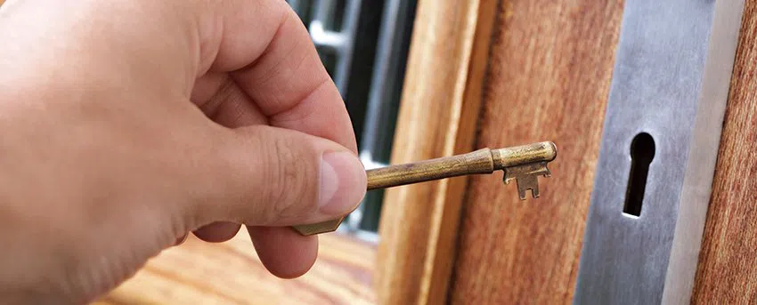 Central Locksmith Store Ballwin, MO 636-223-4236 - lockout-service-01